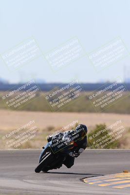 media/May-11-2024-SoCal Trackdays (Sat) [[cc414cfff5]]/6-Turn 3 (925am)/